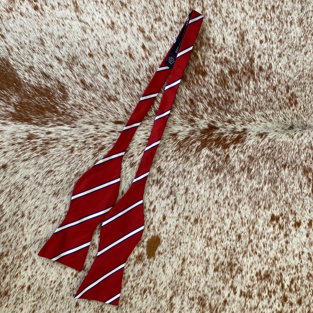 Tommy Hilfiger Bow Tie